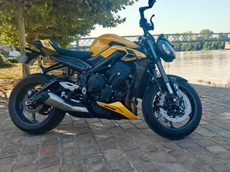 triumph street triple 765 rs