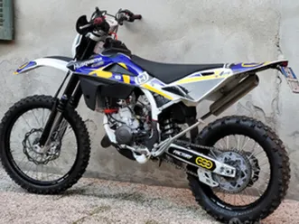 husqvarna wr 125- perfette condizioni- targata