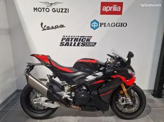 aprilia rsv4 factory