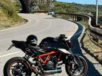 ktm 1290 super duke r