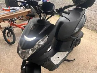 scooter peugeot streetzone 50 cc