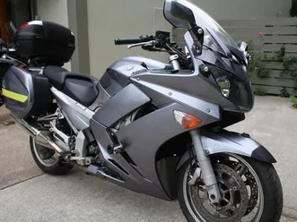 2008 yamaha fjr 1300 semi automatic.