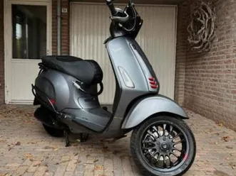 vespa sprint 50cc 4t 2017 gereviseerd — scooters | vespa — marktplaats