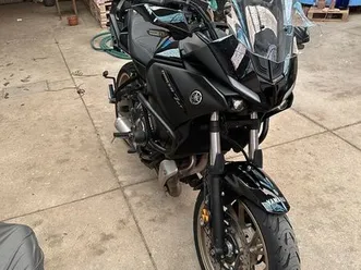 yamaha tracer 7 gt com extras (topcase 50l e barras proteção) sosa