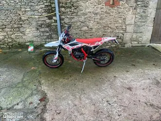 50 beta track blanche