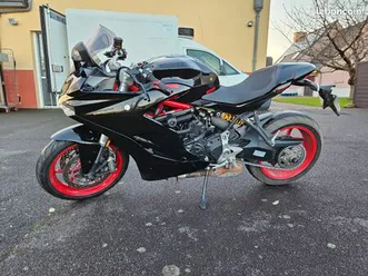 ducati supersport 939 2019 bridée permis a2