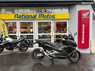 honda forza 750 - 10 416 km - 09/2023