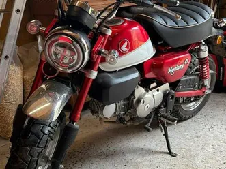 ② honda monkey 125 cc