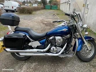 kawasaki vn 900 classic état exceptionnelle