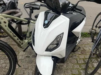 piaggio one
