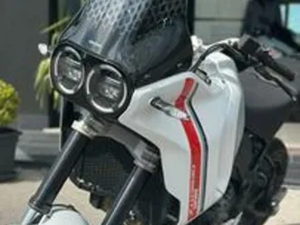 ducati desertx km zero