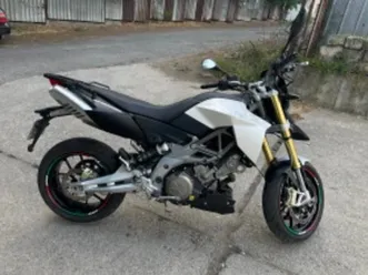 aprilia dorsoduro smv 750