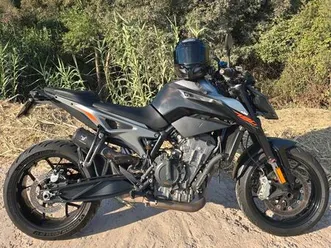 ktm duke 790