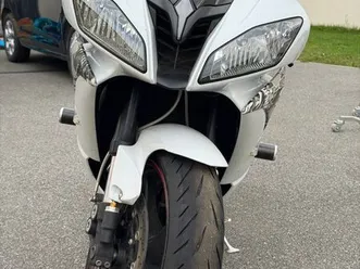 yamaha yzf r6