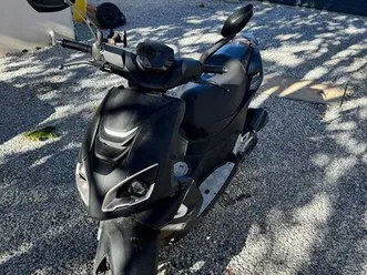 peugeot speedfight 4