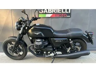 vendo moto guzzi v7 iii stone (2017 - 20) usata a rosa' (codice 9903145) - moto.it