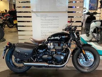 triumph bonneville bobber 1200 cc