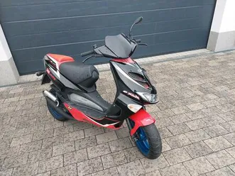 aprilia sr 50