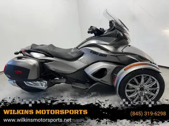 2014 can-am spyder st limited