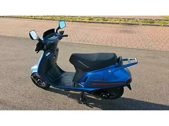 roller peugeot sv50 50km/h