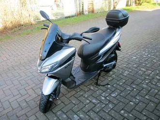aprilia sxr 50
