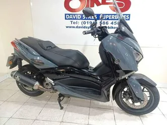 yamaha x-max 300 tech max 22-reg only 5608 miles £3999.otr