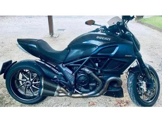 vendo ducati diavel 1200 carbon (2010 - 13) usata a preganziol (codice 9903142) - moto.it
