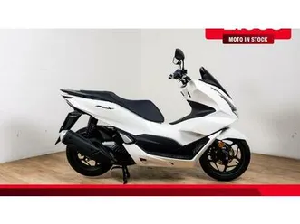 vendo honda pcx 125 (2025) usata a roma (codice 9903143) - moto.it
