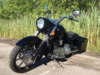 2011 harley davidson road king custom