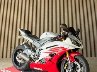yamaha r6 20 mil rpm meirinhas
