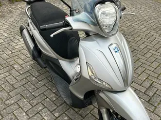 piaggio beverly sport