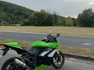 kawasaki ninja 250r