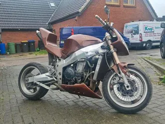 kawasaki zxr750 streetfighter (bastler)