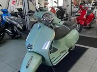 piaggio vespa gts 300 super 24