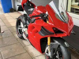 ducati panigale v4