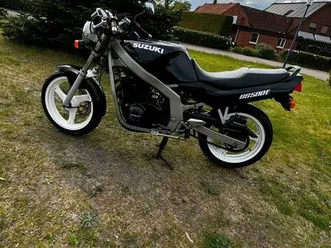 suzuki gs 500e