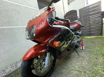 honda cbr 900 rr fireblade org. stan 18000km bezwypadek ! września