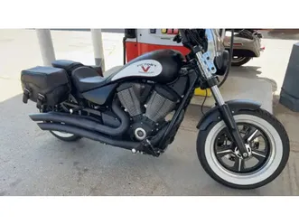 2014 victory highball