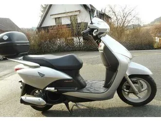 honda lead 110, roller, einspritzung, top-case, tüv 04/27