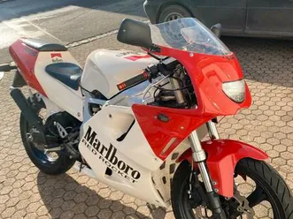 yamaha tzr 125 (malboro/ red rocket design) neu aufgebaut !