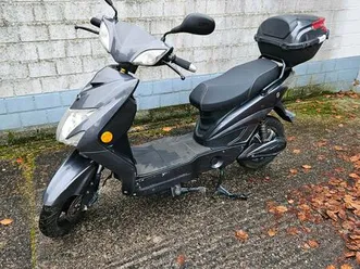 e-roller e-moped roller - starker 60-ah-akku - nur 512 km - top