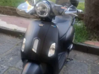 sym fiddle 125, anno 2022, km 4000, con vari