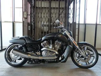 ② harley-davidson vrscf v-rod muscle
