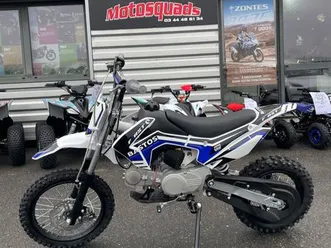 moto enfant bastos 125 first ?