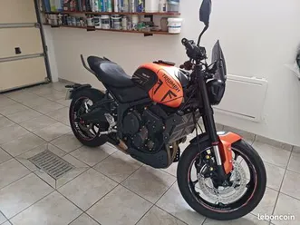 a vendre triumph trident 660