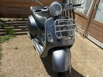 scooter vespa 125gts