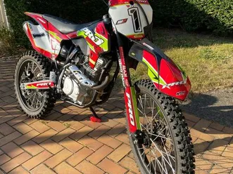motocross 250 cc comme neuve