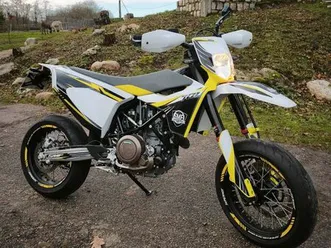 husqvarna 701 supermoto