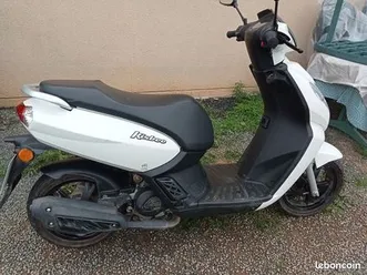 scooter peugeot keesby