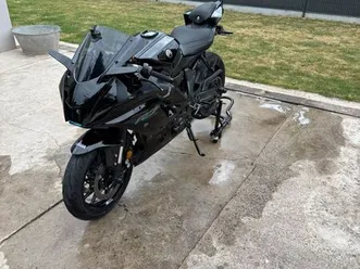 yamaha r7 a2